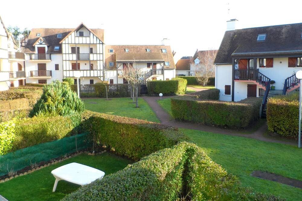 Foto 9 von 12: Cabourg/Le Home: Charmante Duplex 3 Pièces Proche Plage avec Parking