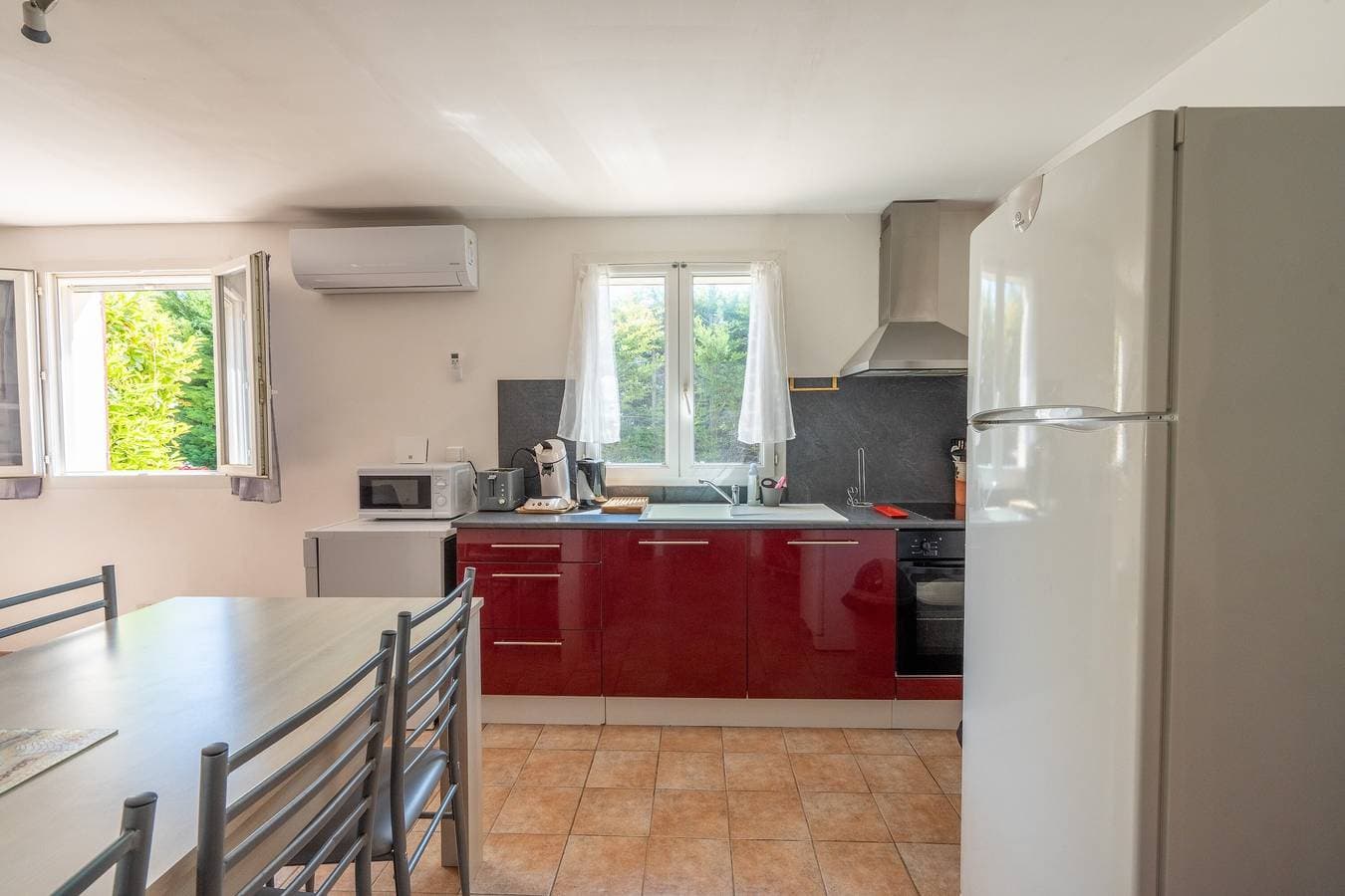 Foto 6 von 27: Ferienhaus 'La Durande' mit Gemeinschaftspool, WLAN und Klimaanlage