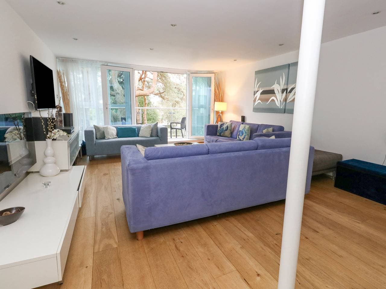 Foto 4 von 50: Cottage für 8 Personen mit Terrasse