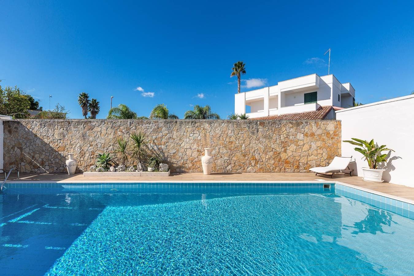 Foto 6 von 38: Villa für 6 Personen mit Pool