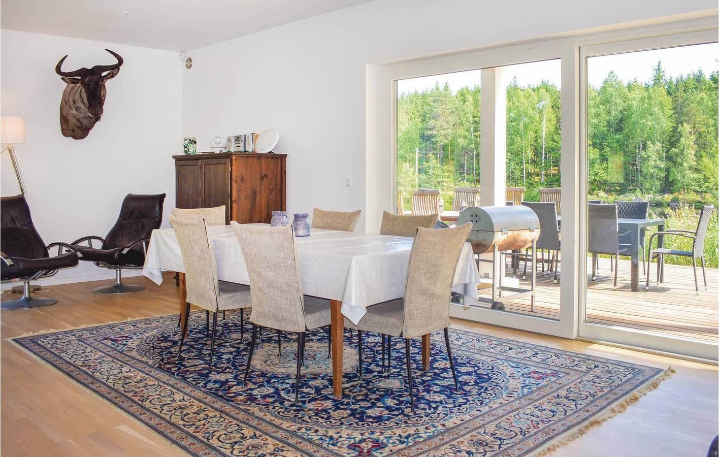 Foto 11 von 33: Ferienhaus für 9 Personen mit Garten