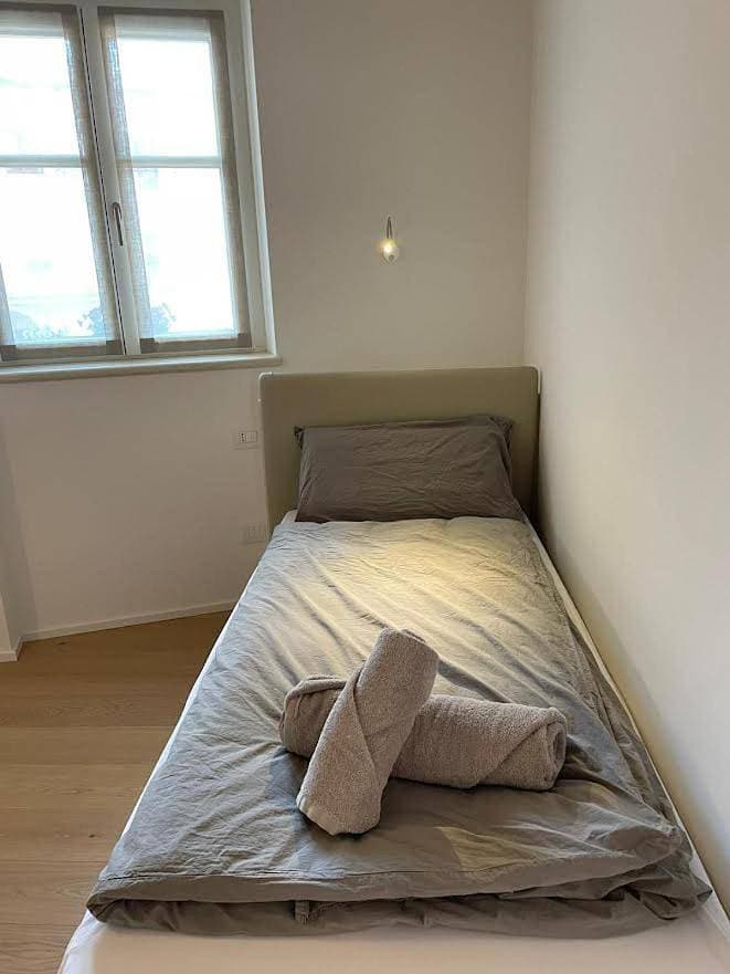Foto 6 von 39: Two-Bedroom Apartment