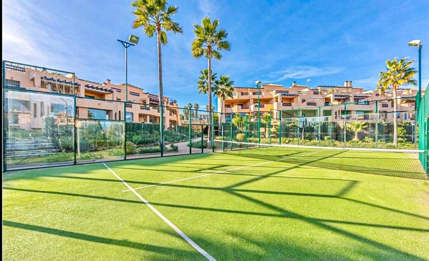 Foto 5 von 35: Ferienwohnung 'Casares Beach Golf' mit Gemeinschaftspool, Wi-Fi und Klimaanlage