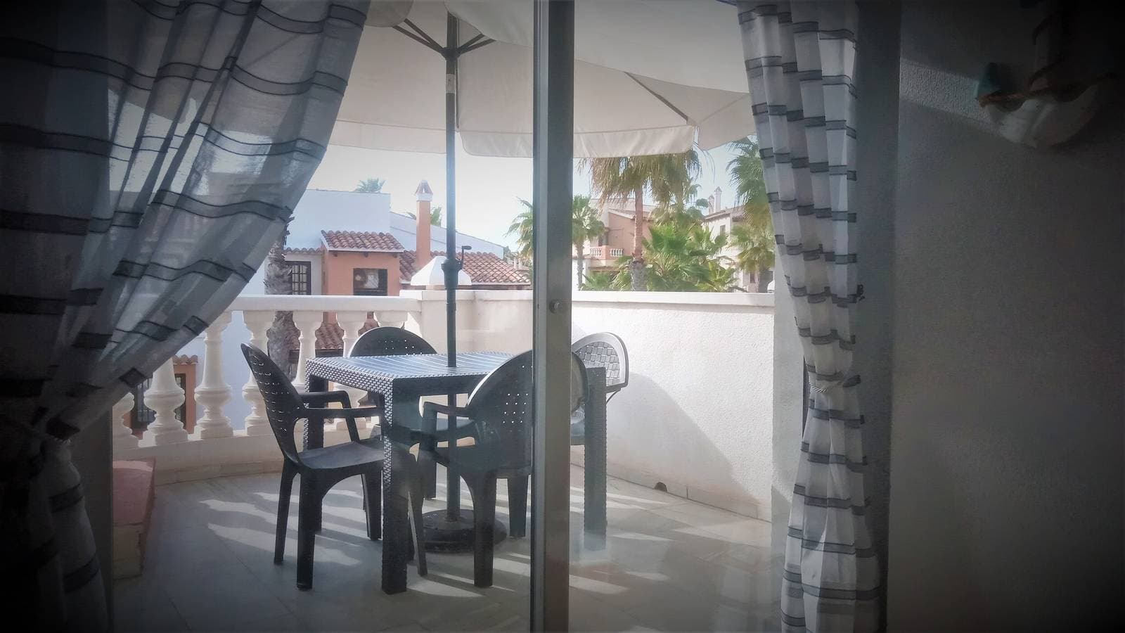 Foto 13 von 45: Ferienwohnung 'Duquesa Beach' mit seitlichem Meerblick, Dachterrasse & kostenlosem Tiefgaragenstellplatz, strandnah