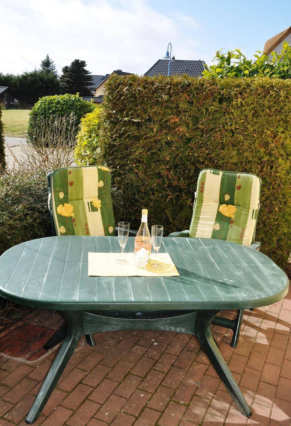 Foto 12 von 13: Sonnige Ferienwohnung für Erholung mit Terrasse