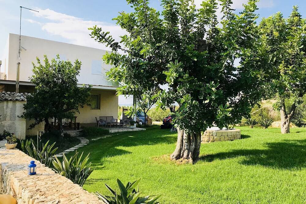 Foto 10 von 30: Einzelvilla mit privatem Pool und herrlichem Meerblick