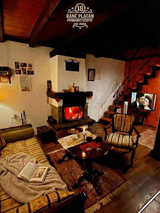 Foto 4 von 65: One-Bedroom Chalet