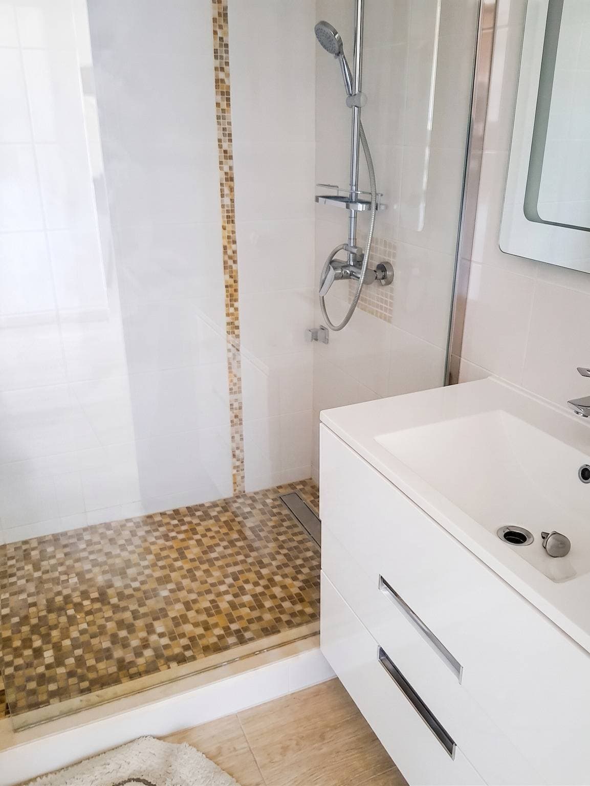 Foto 12 von 17: Komfortables Apartment in Mandelieu-la-Napoule, 37 m², Pool