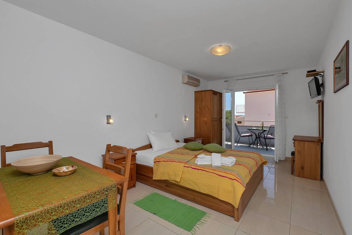 Foto 12 von 24: Studio Appartement mit Terrasse und Meerblick Baska Voda, Makarska -a