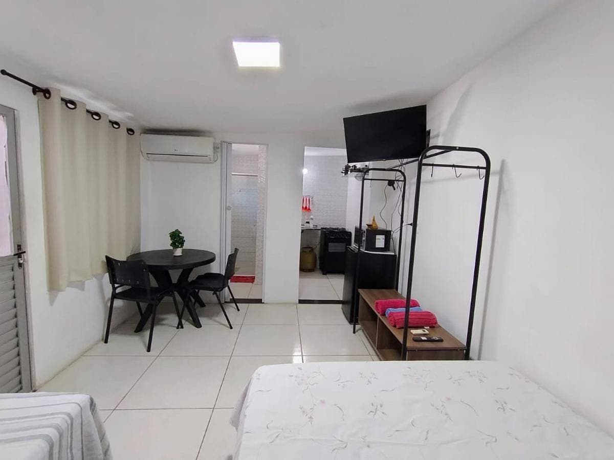 KITNET EM OLINDA CASA CAIADA A 50 MT DA PRAIA 1