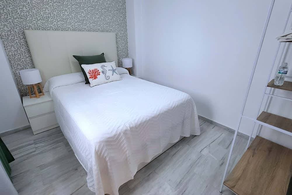 Foto 3 von 30: Sol Suites Apartment with a Balcony