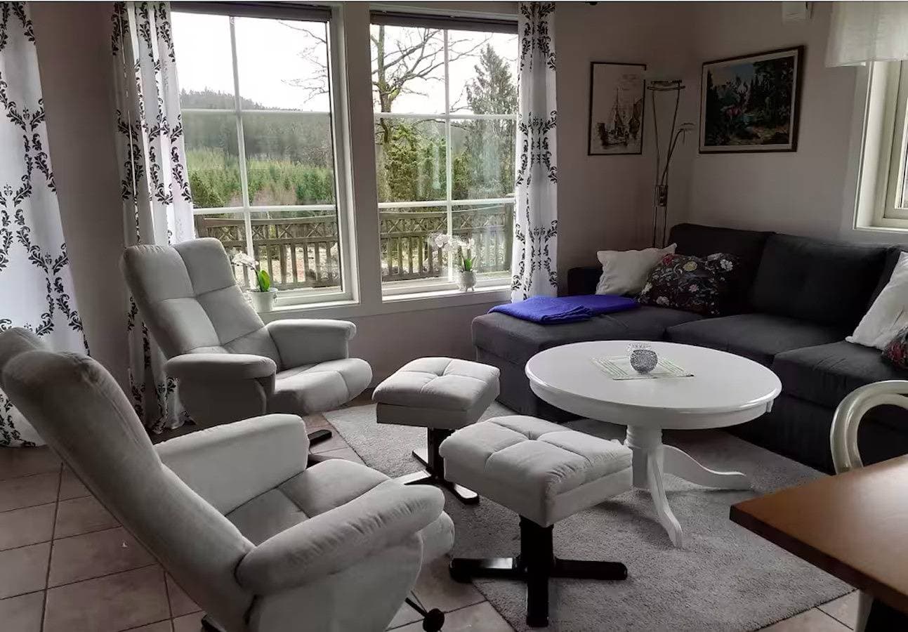 Foto 5 von 11: Modernes Ferienhaus auf einem Landhof bei Isaberg