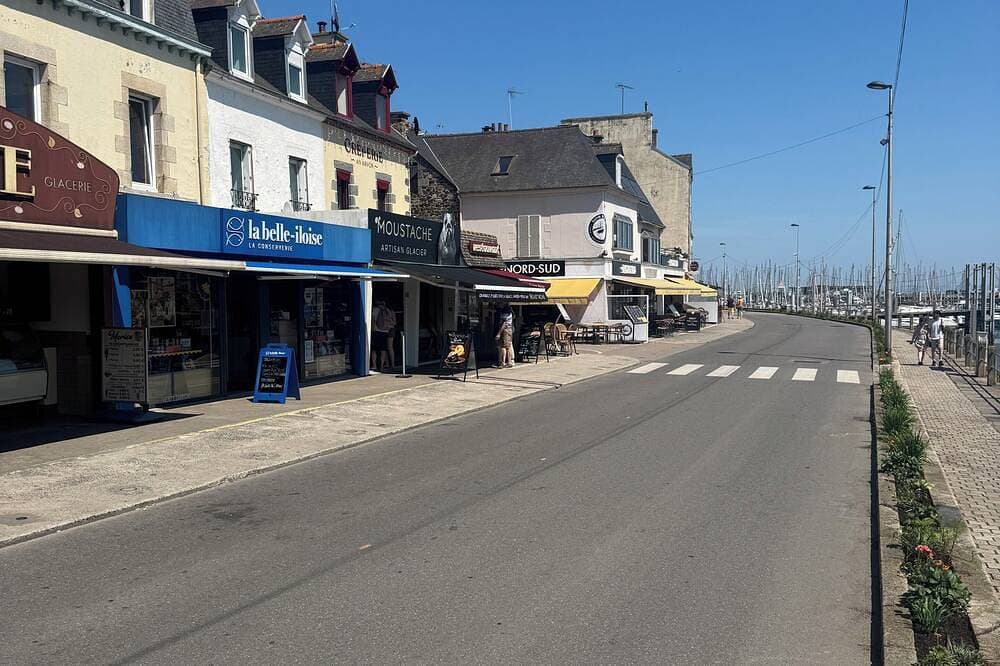 Foto 11 von 16: Charming Studio Mit Blick auf den Hafen und 100 m vom Strand entfernt
