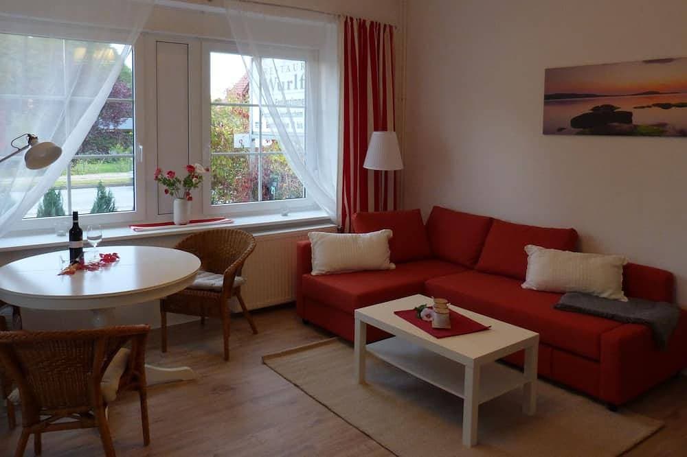 Gemütliche FeWo (2+2) mit Wellnessfaktor im Seenparadies - Langes Haus Lychen 1