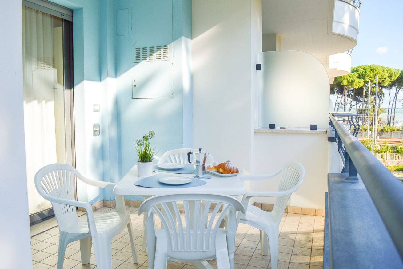 Foto 9 von 25: Ferienwohnung für 4 Personen mit Balkon/Terrasse