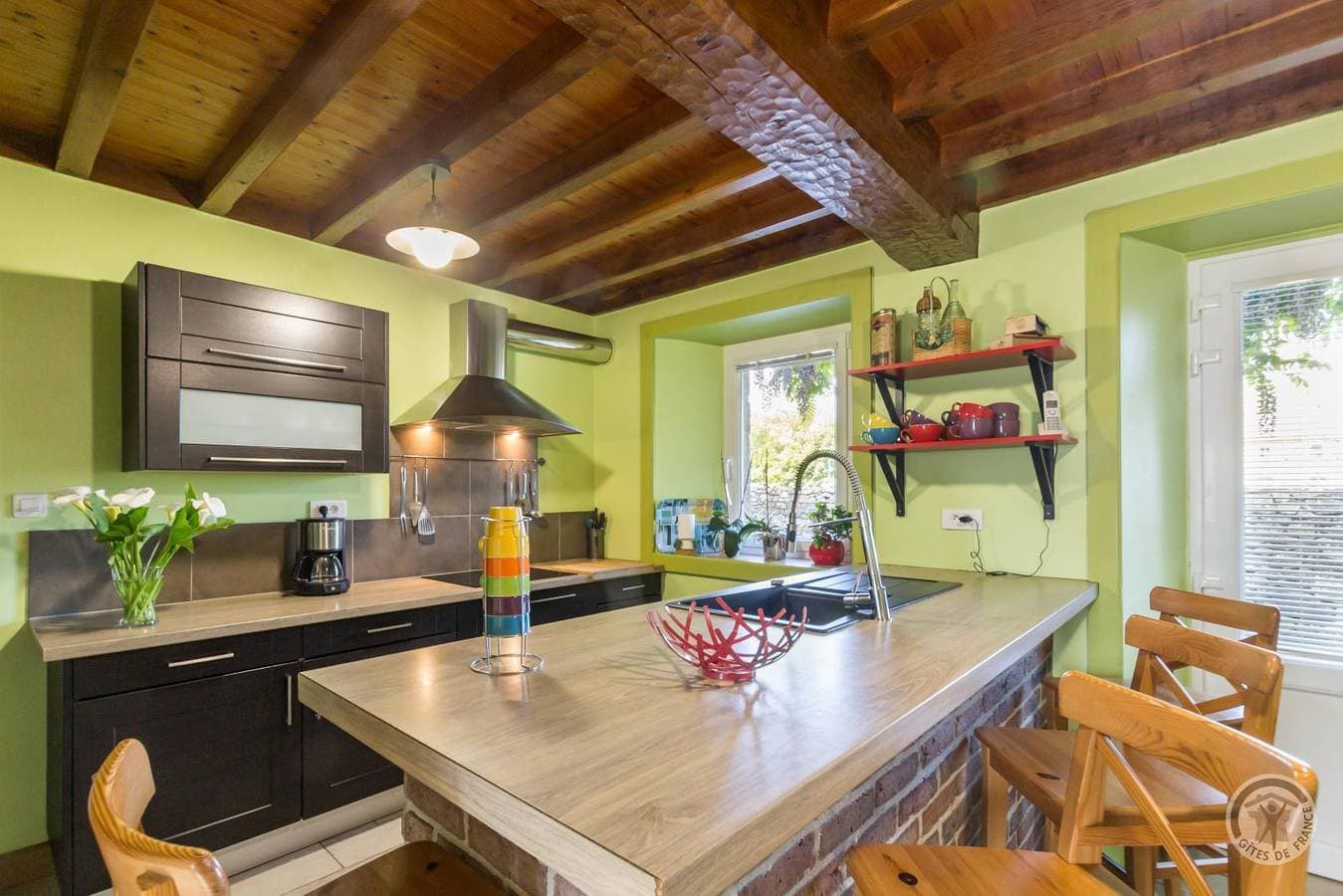 Foto 9 von 21: Geräumige 171m² Gite: Zu Fuß nach Saint-Germain-des-Vaux!