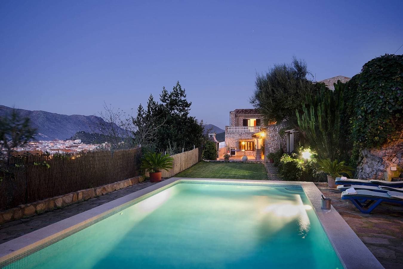 Foto 5 von 35: Ferienhaus 'Can Moragues' mit Bergblick, WLAN und Klimaanlage