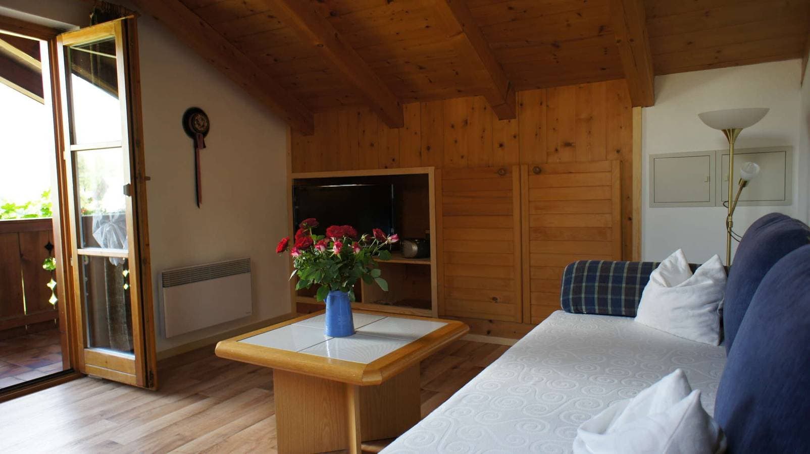 Foto 2 von 13: Ferienwohnung 'Kramerblick' mit Bergblick und Balkon