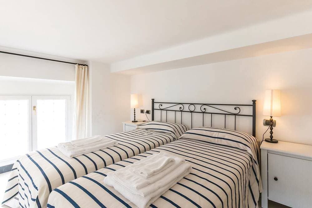 Foto 4 von 29: Stunning apartment in Rapallo Ge with swimming pool