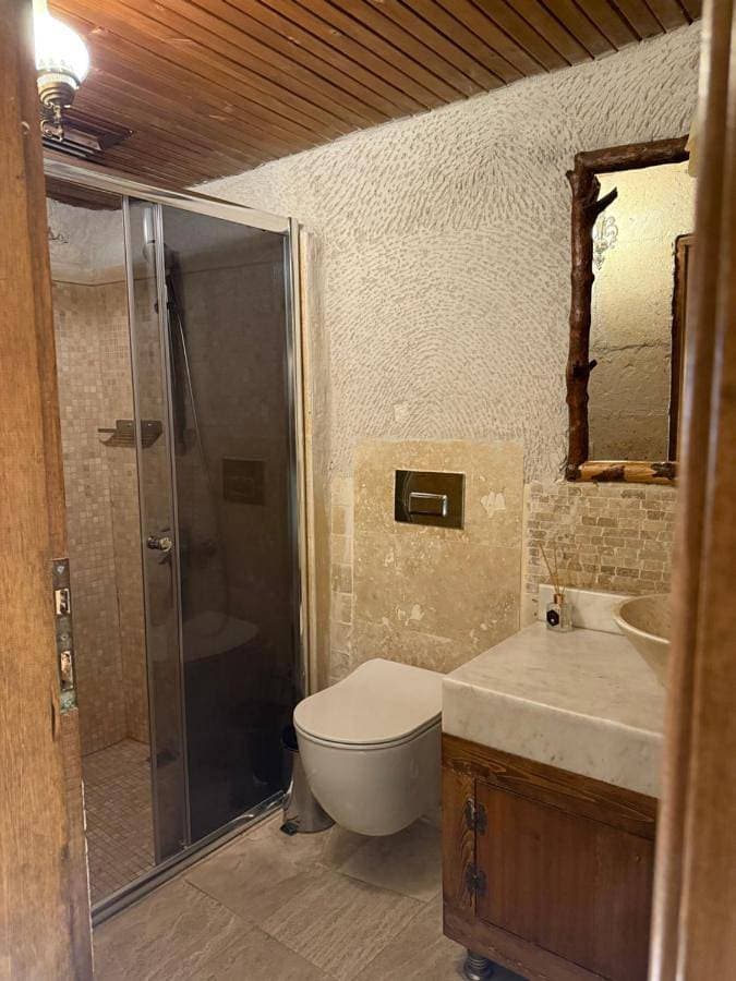 Foto 4 von 15: Executive Cave Suite