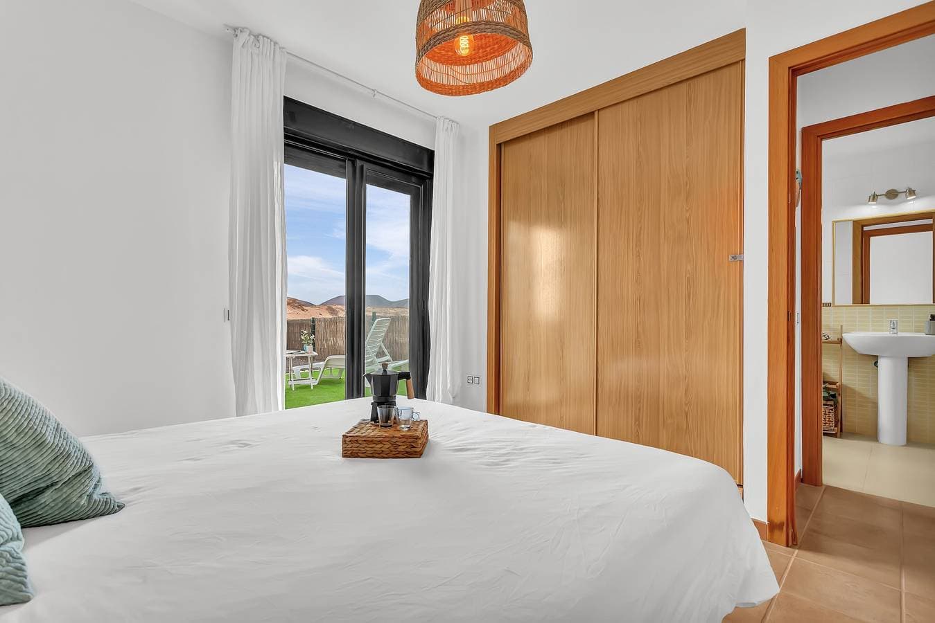 Foto 10 von 30: Ferienvilla 'Manuela' mit Bergblick, Gemeinschaftspool und WLAN