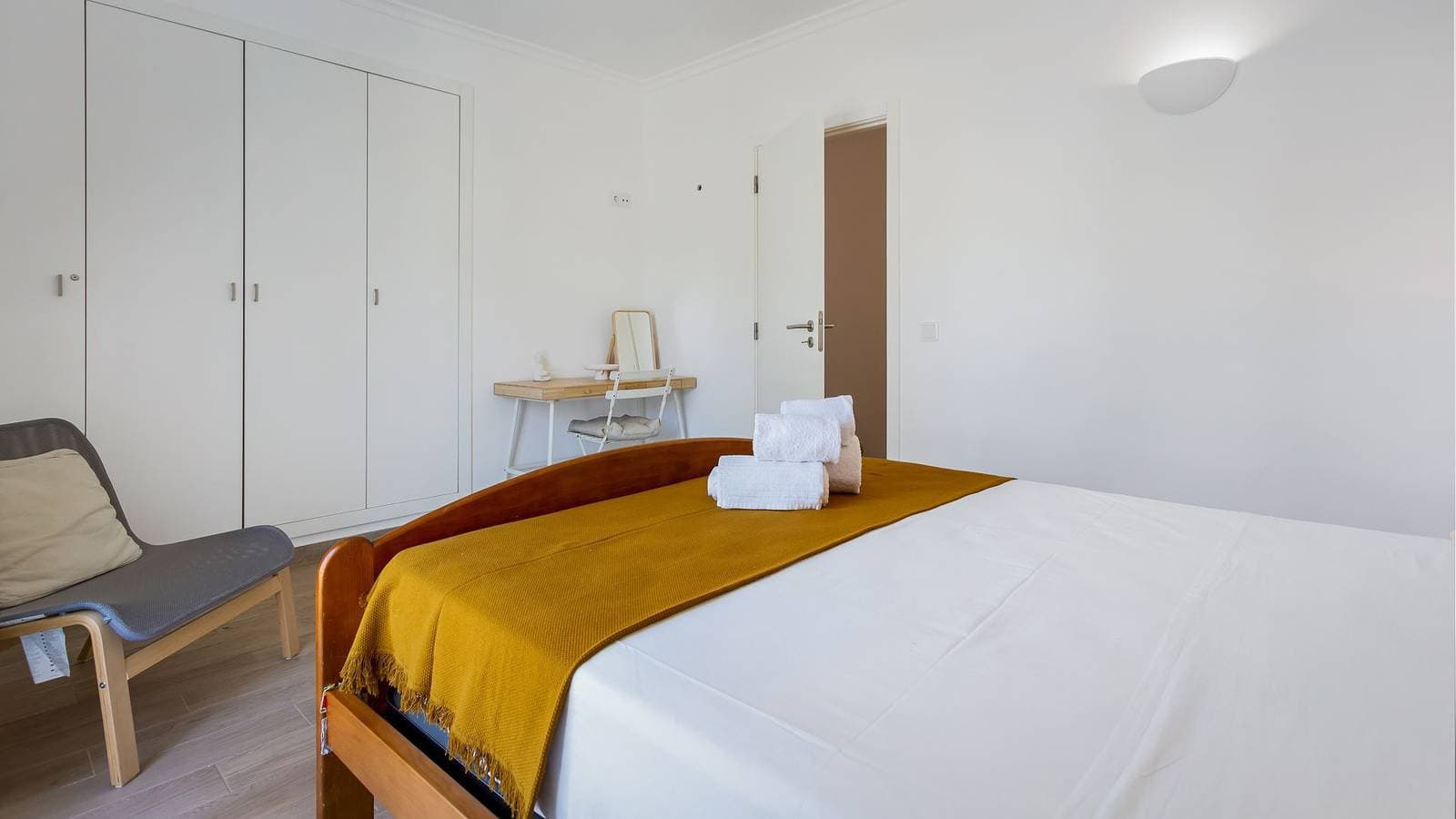 Foto 8 von 29: 1 Bdr Vilamoura Escape W/ Patio by LovelyStay