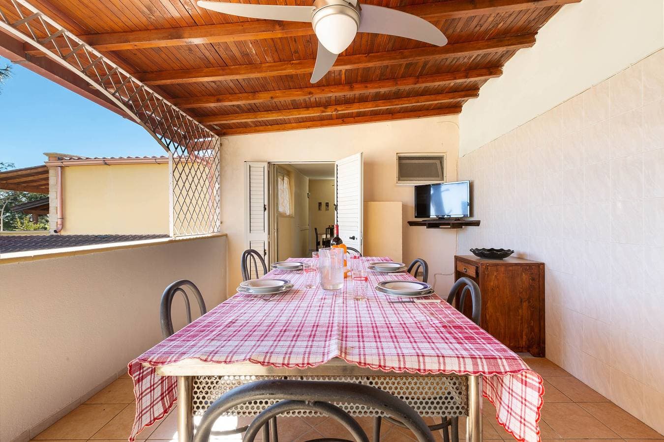 Foto 10 von 23: Ferienwohnung für 4 Personen mit Garten