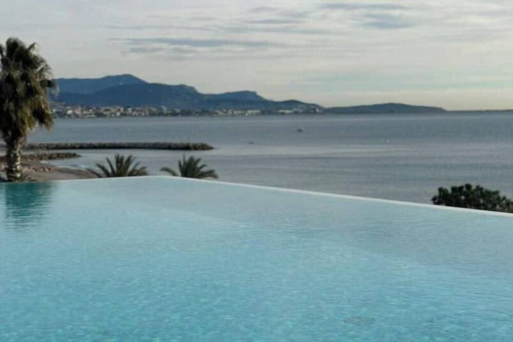 Foto 12 von 17: Résidence Pearl Beach - Piscine sur le Toit