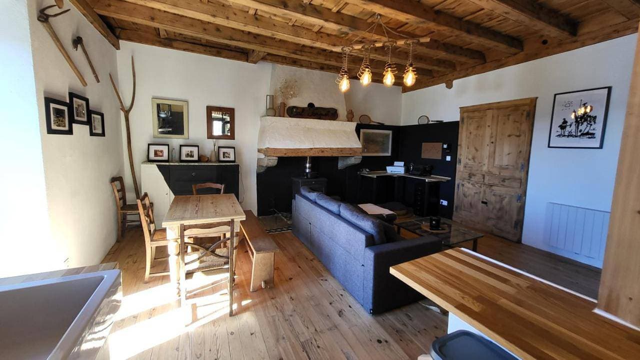 Foto 8 von 68: Two-Bedroom House