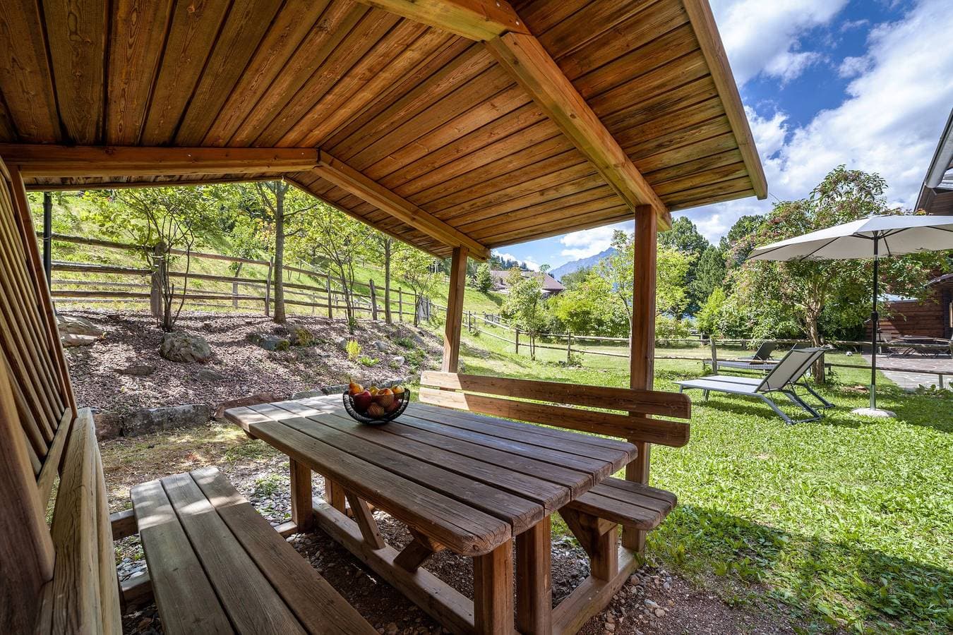 Foto 7 von 29: Chalet 'Bergchalet Refugium Martius' mit Bergblick, Garten und WLAN