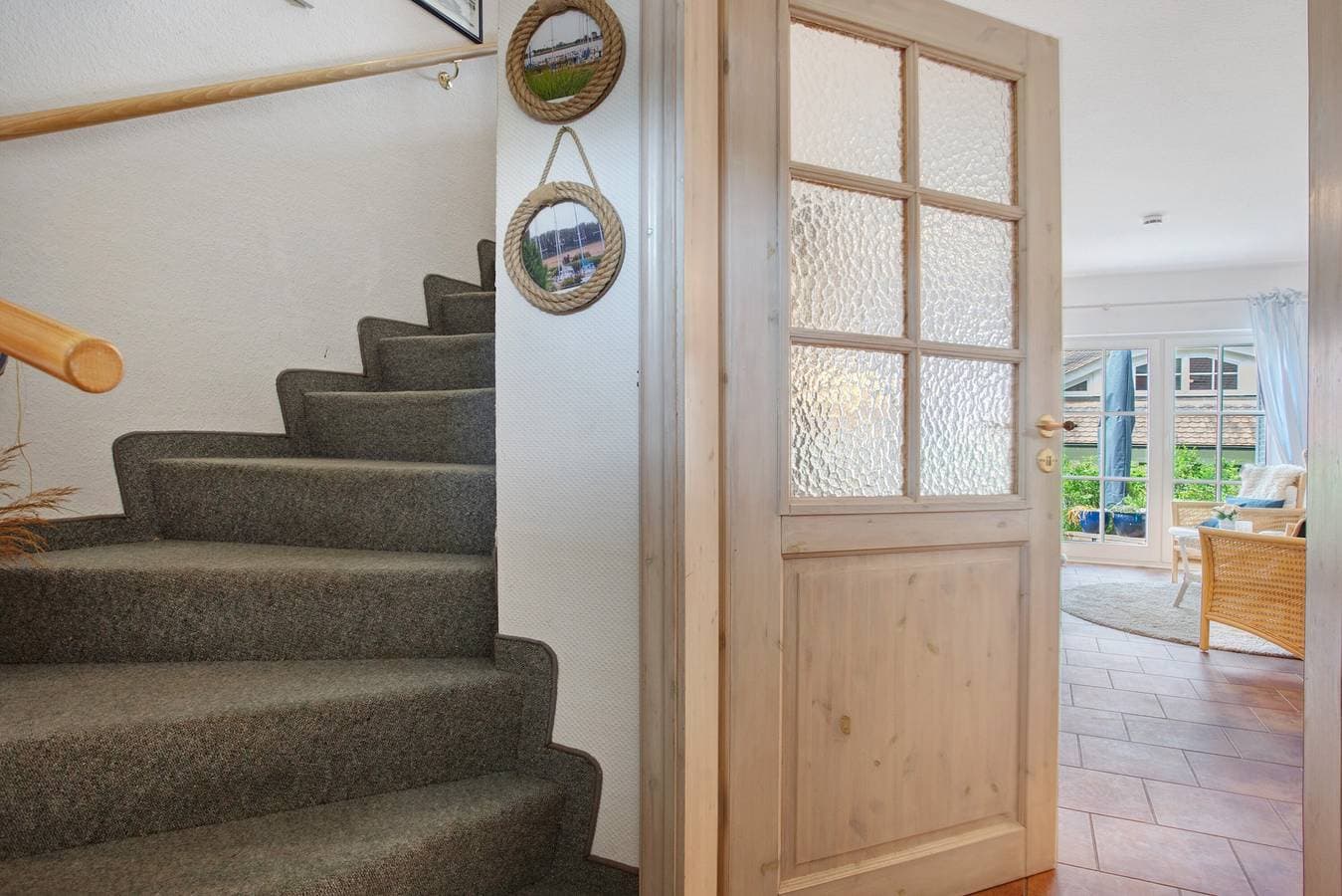 Foto 11 von 25: Ferienwohnung 'Fewo Yachthafenblick Nr 5' mit Meerblick, privater Terrasse und WLAN