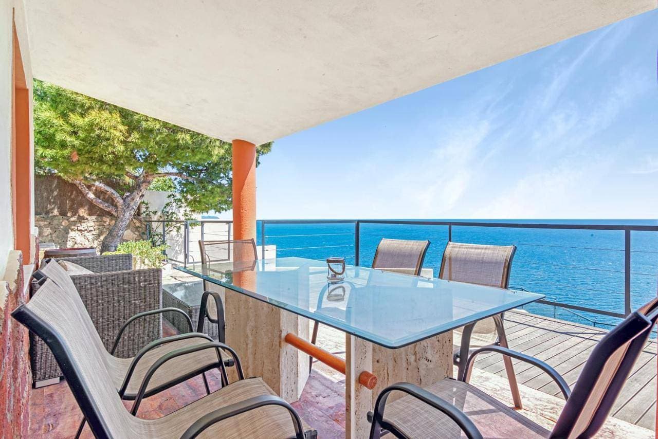 Foto 5 von 5: Villa with Sea View