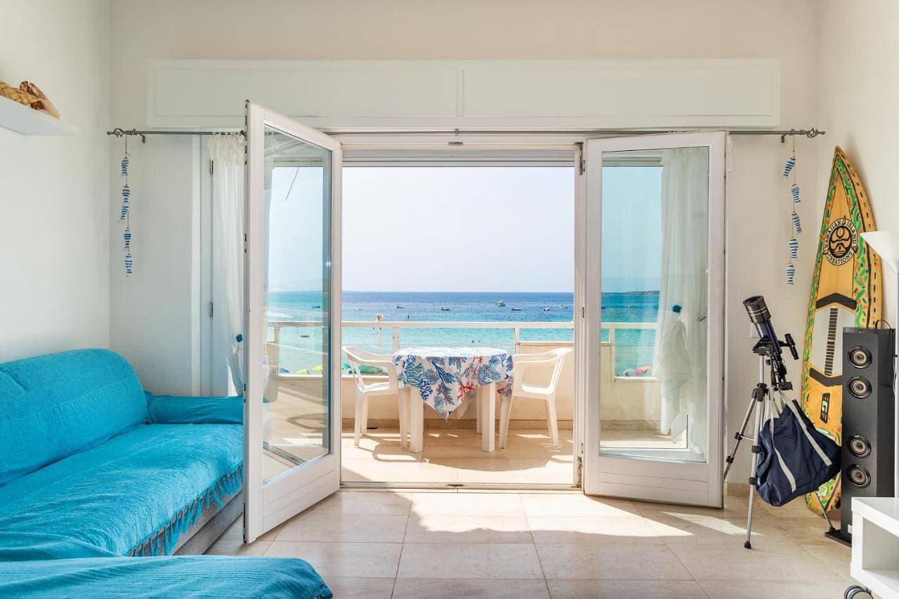 Appartamento fronte mare - Waterfront apartment 1
