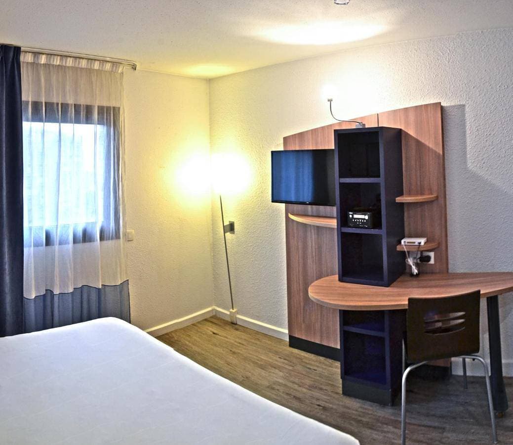 Foto 3 von 9: Studio