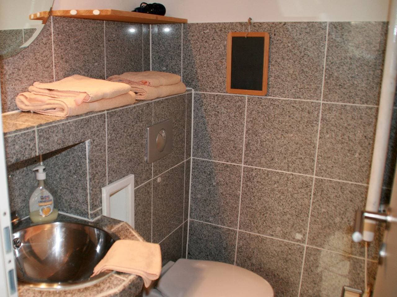 Foto 12 von 20: Ferienwohnung Altes Haus 2 - Gemütlich und zentral in denkmalgeschütztem Haus