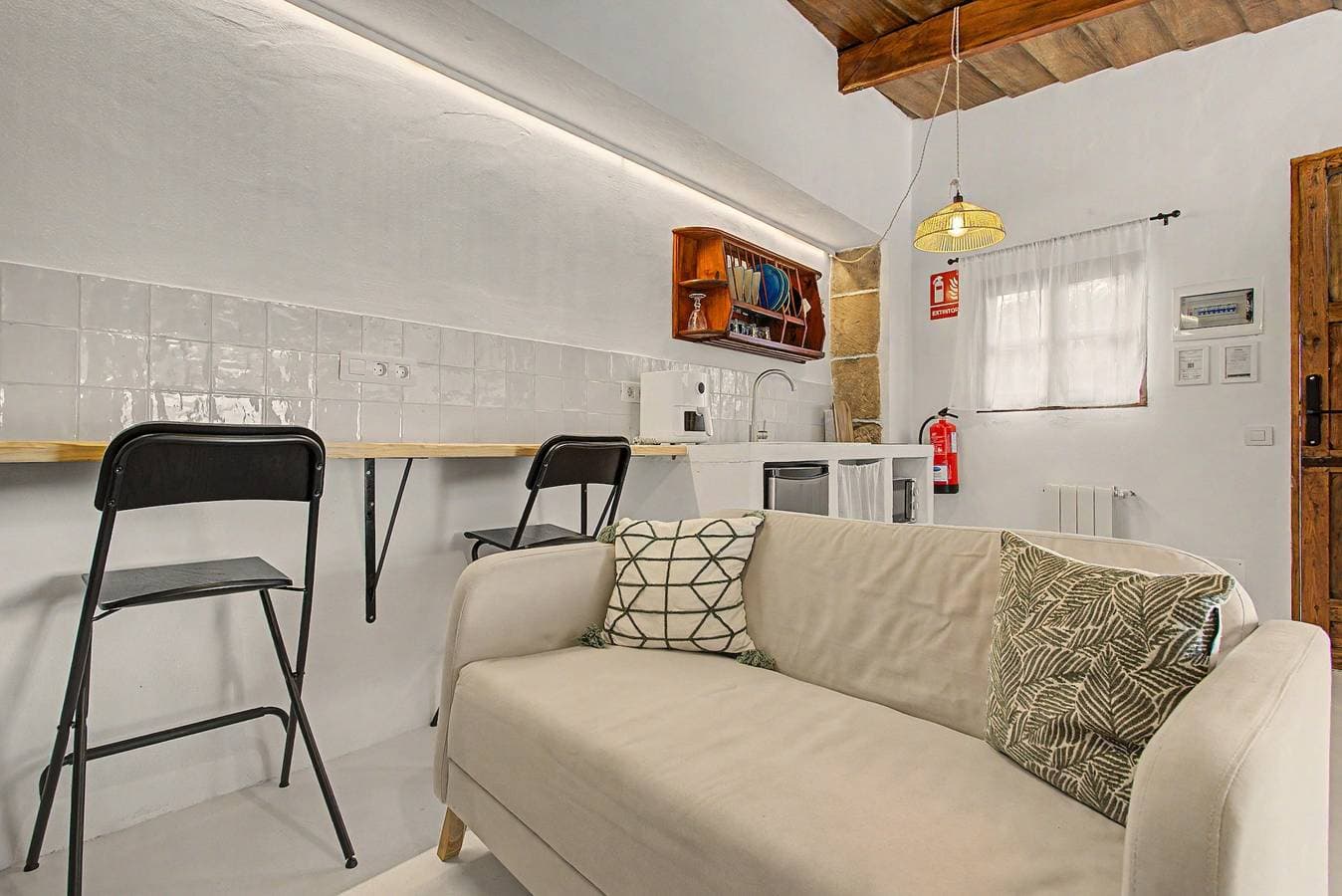 Foto 4 von 33: Ferienwohnung 'La Paredita Casa Acentejo' mit Bergblick, Gemeinschaftspool und WLAN