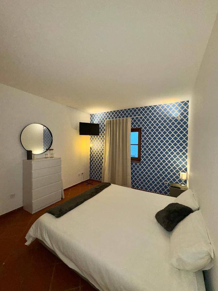 Foto 11 von 13: Double Room with Shared Bathroom