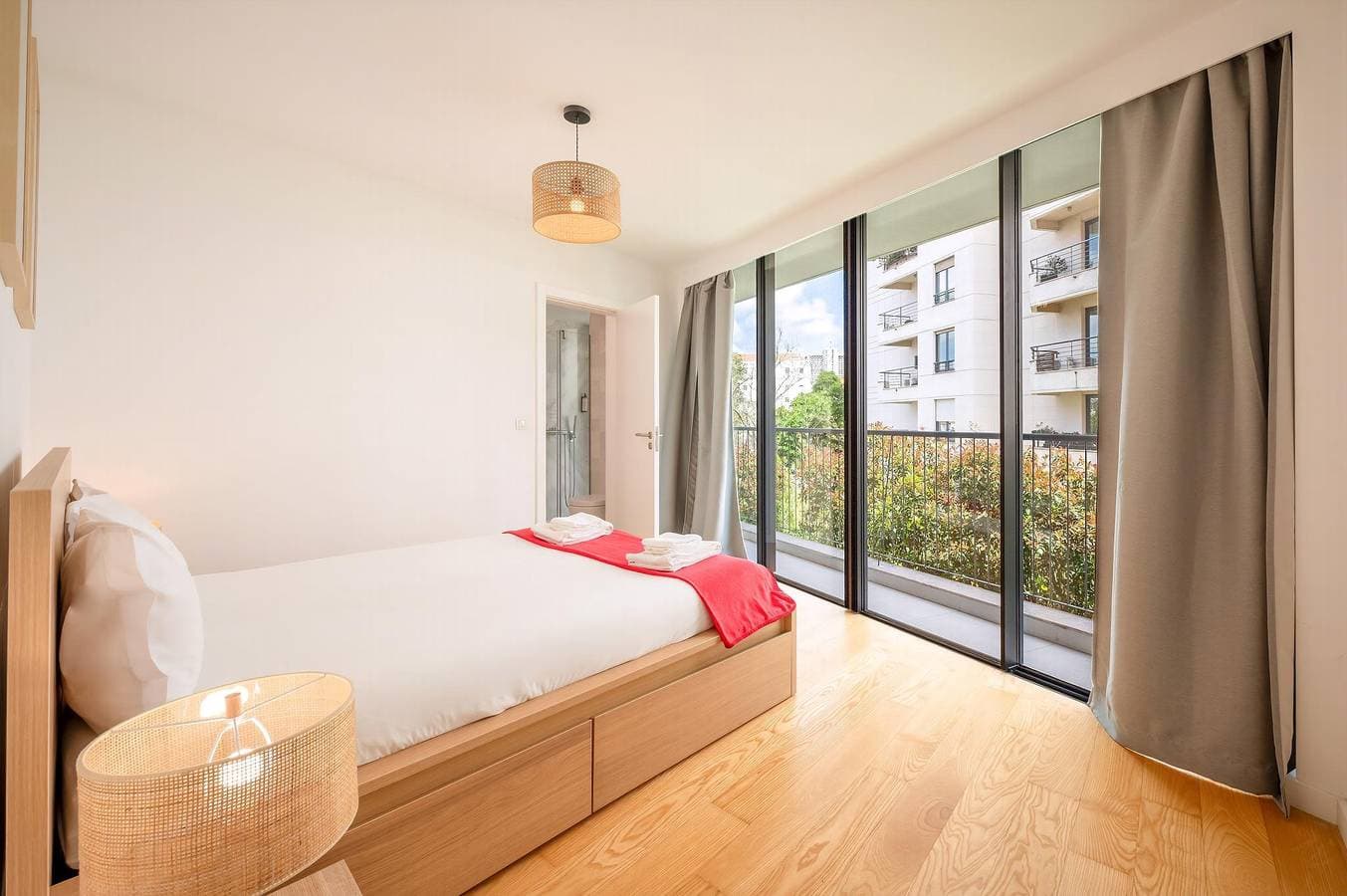 Foto 4 von 34: Ferienwohnung für 4 Personen mit Balkon
