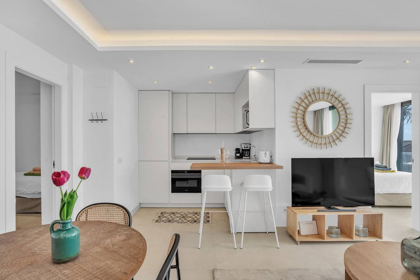 Foto 7 von 48: La Viu - Luxury Beachfront Apartment