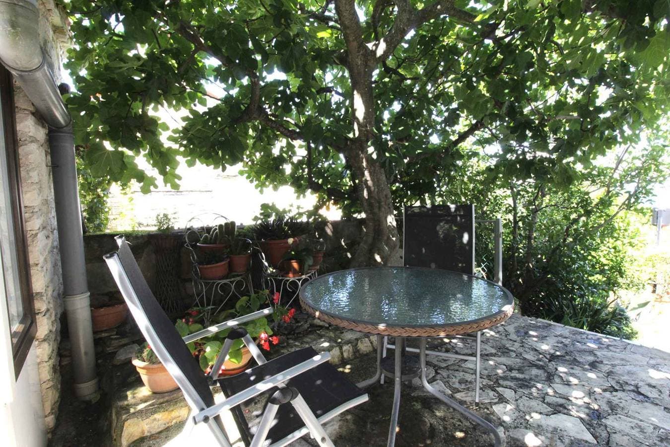 Foto 7 von 27: Ferienwohnung mit Klimaanlage und Balkon