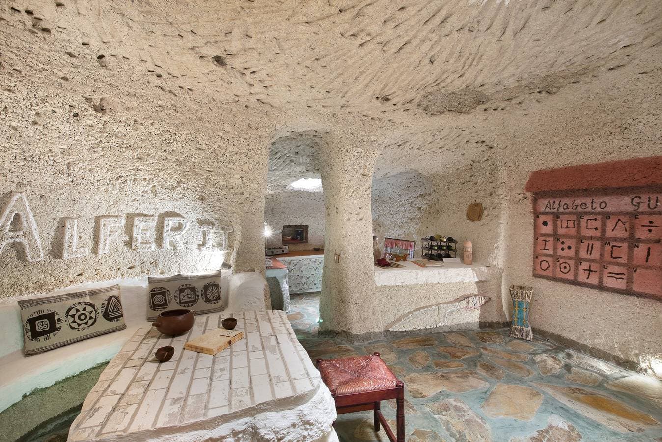 Foto 3 von 27: Haustierfreundliches Ferienhaus Casas Cueva Alfer 2 mit Meerblick, Garten und WLAN