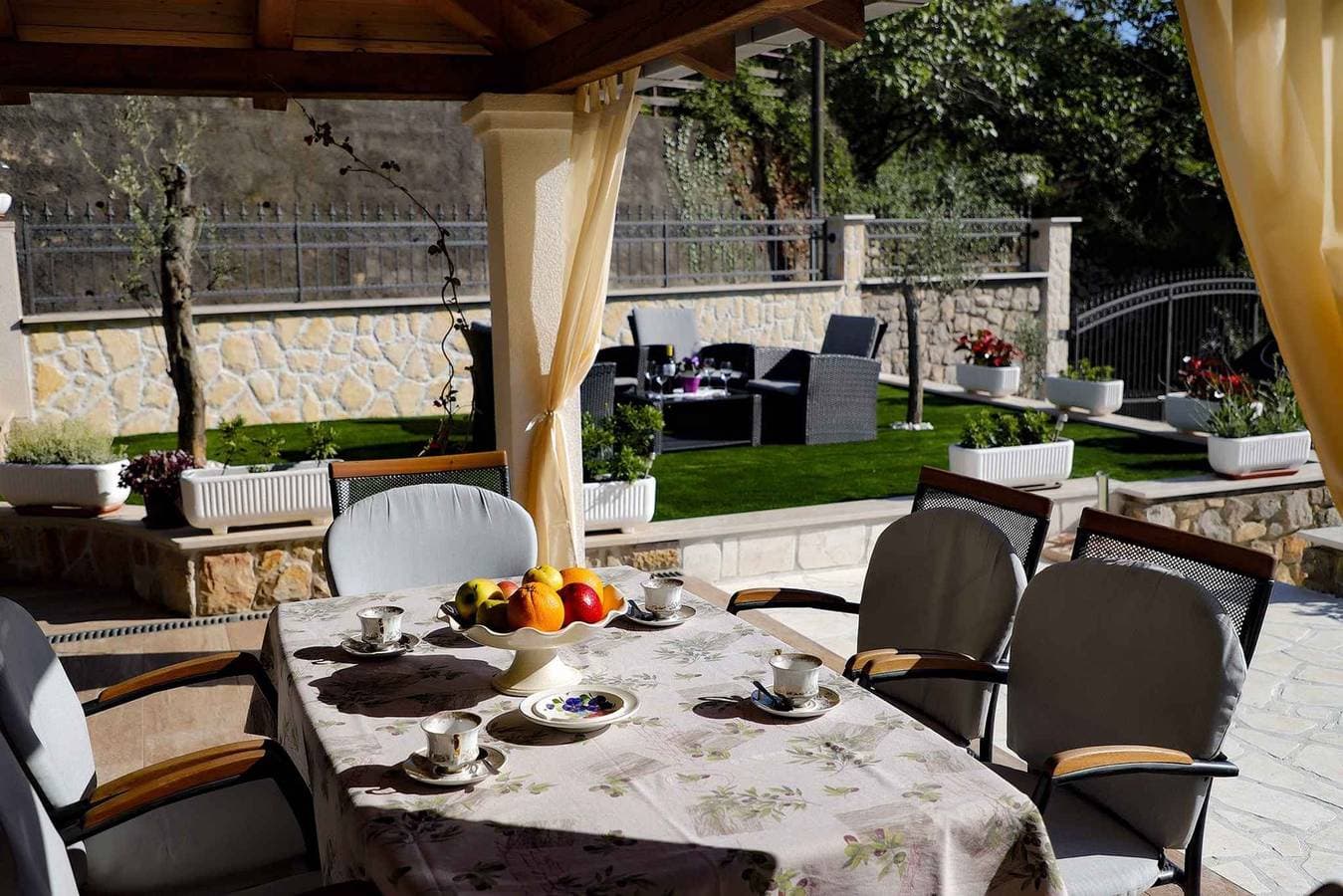Foto 8 von 50: Ferienhaus mit Pool für 6 Personen