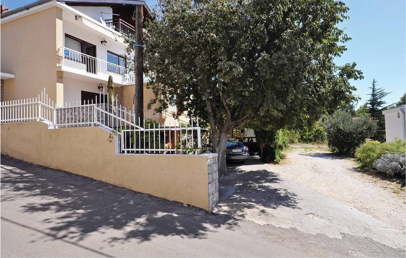 Foto 6 von 19: Apartment am Meer mit Terrasse, Küche und Parkplatz vor Ort