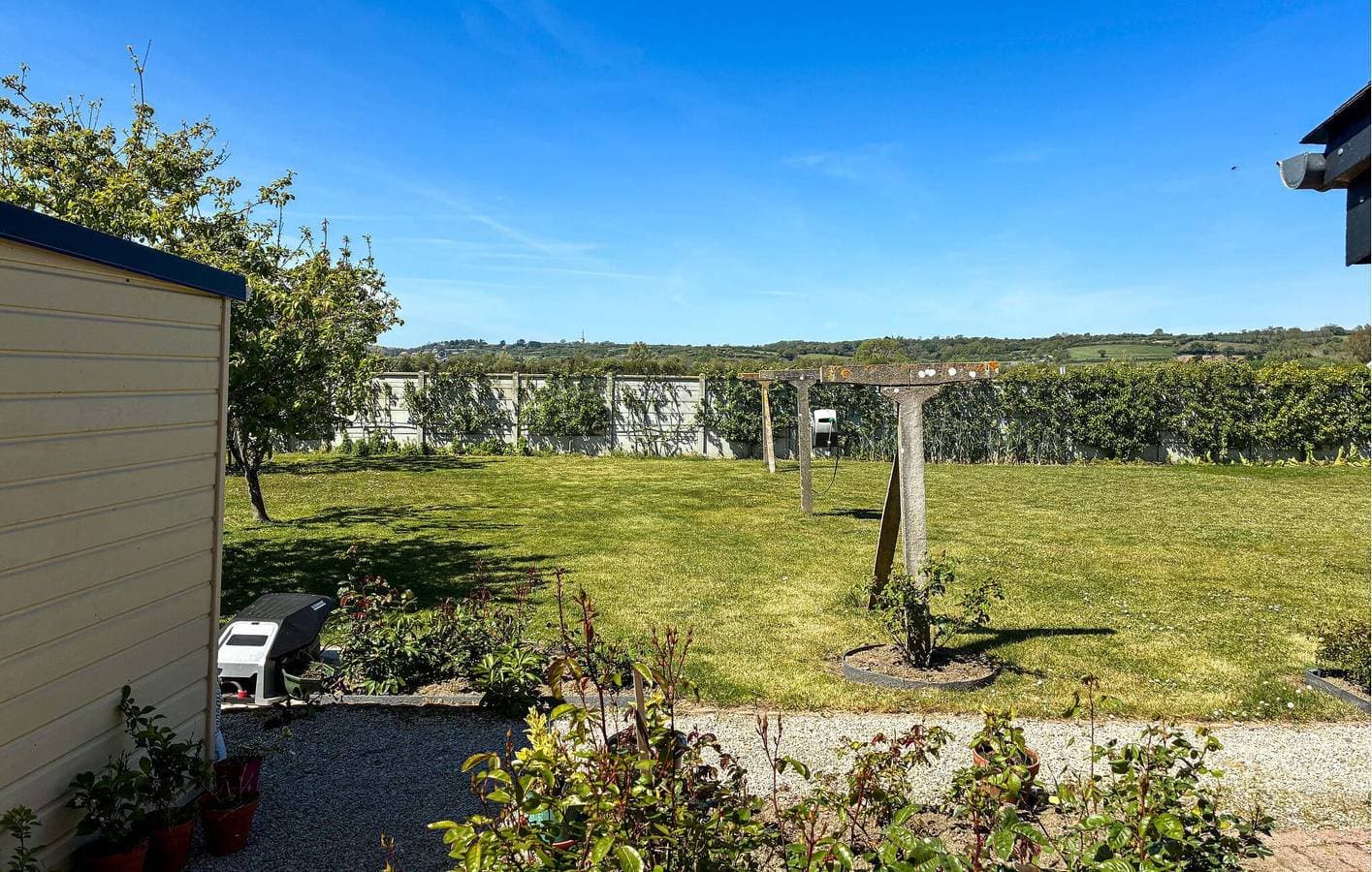 Foto 11 von 18: Gemütlich, 1,5 km vom Strand entfernt: 2-Zimmer-Wohnung mit Garten und WLAN