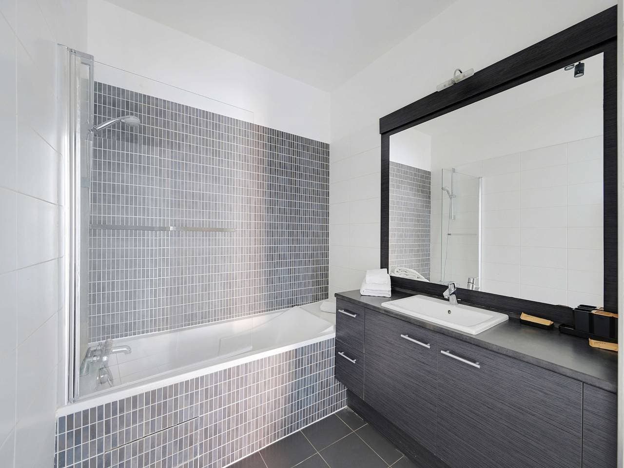Foto 4 von 21: Charmante Wohnung - 2Br-4P- Balkon- Malakoff