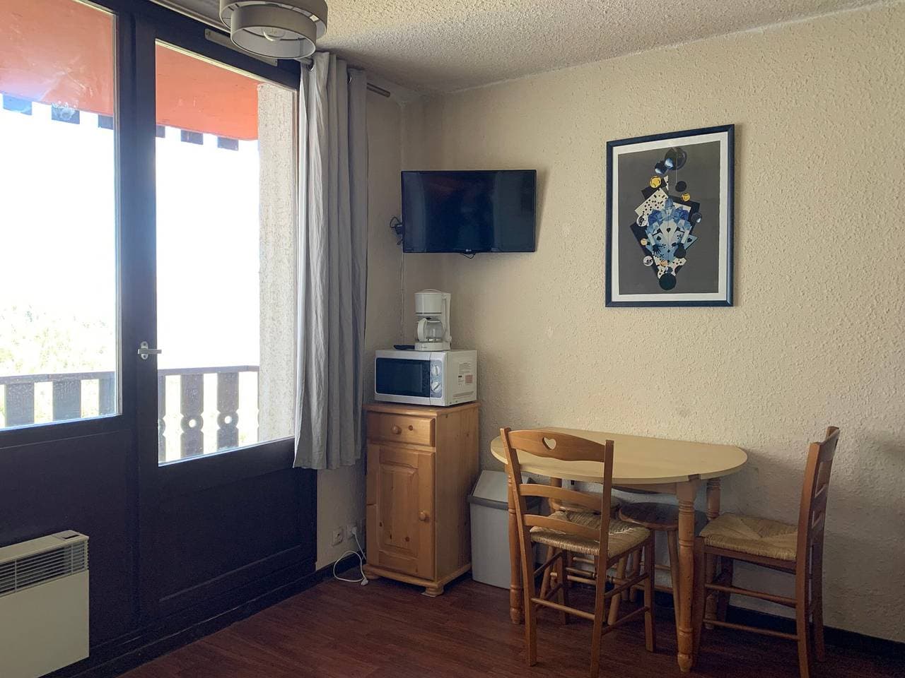 Foto 8 von 10: Gemütliches Studio für 4, Balkon, Privatparkplatz