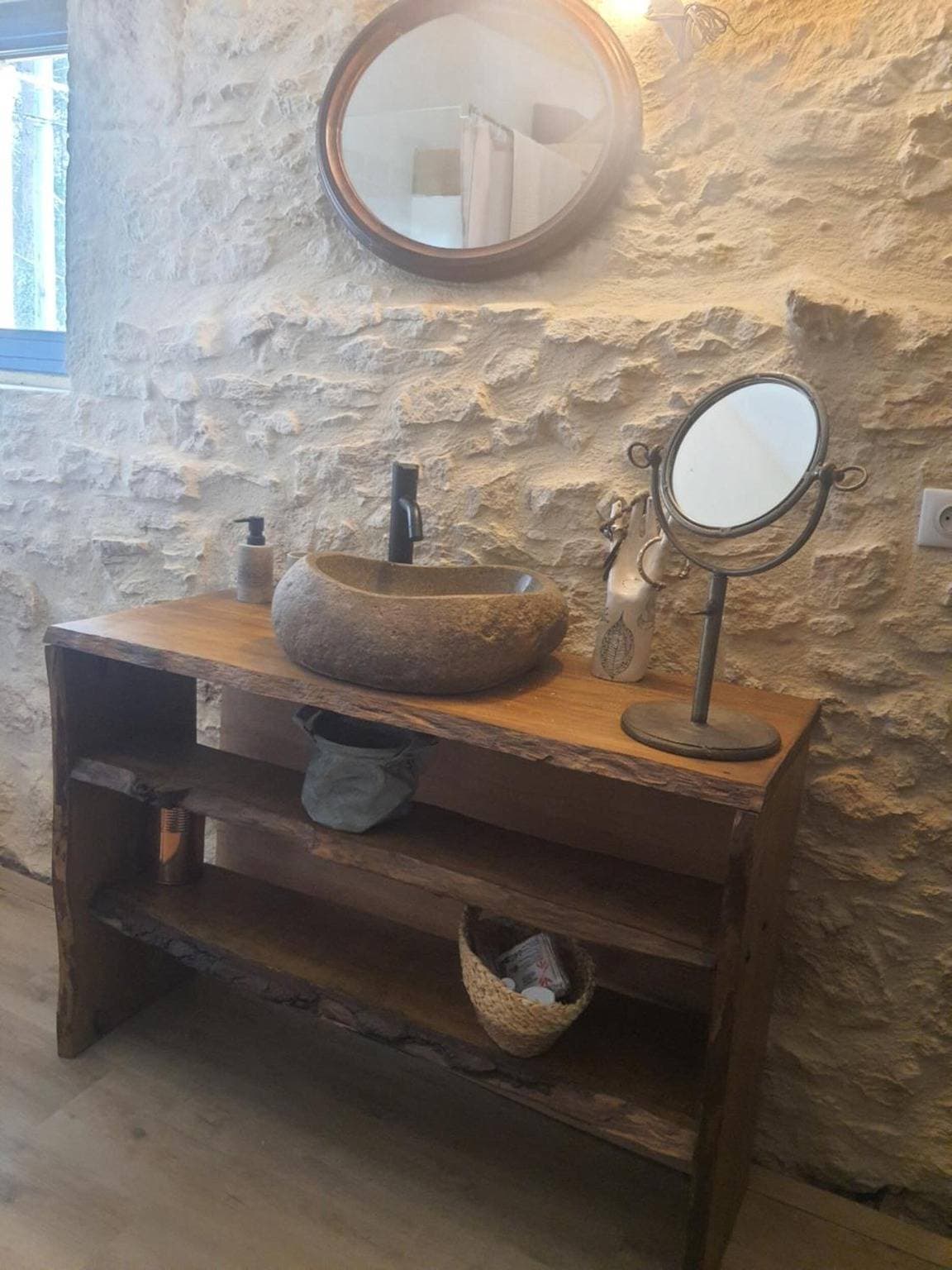 Foto 9 von 26: Gästezimmer D’ô mit Gemeinschaftspool, WLAN und Klimaanlage