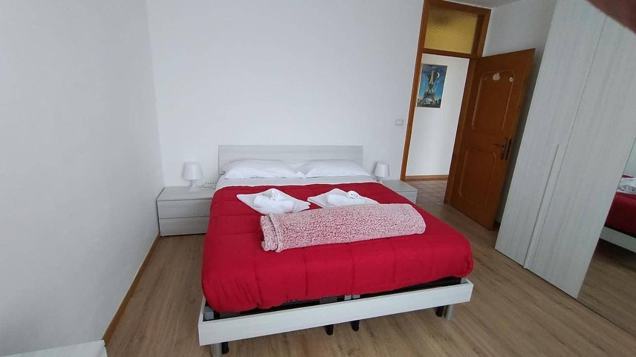 Foto 6 von 30: Three-Bedroom Apartment