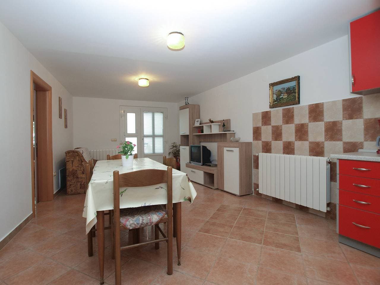 Foto 8 von 24: Ferienwohnung für 5 Personen mit Terrasse