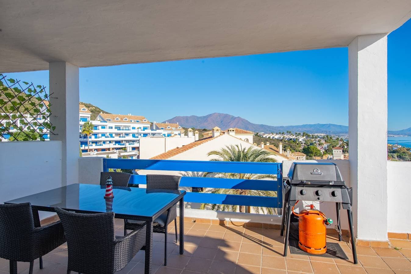 Foto 3 von 29: Ferienwohnung "El Hacho" mit Meerblick, Gemeinschaftspool und WLAN